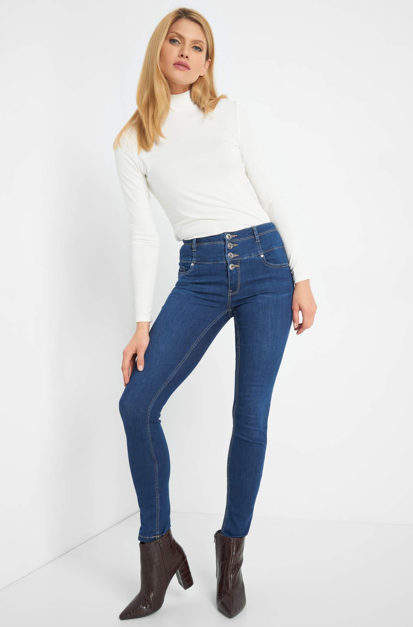 Blugi skinny cu talia înaltă