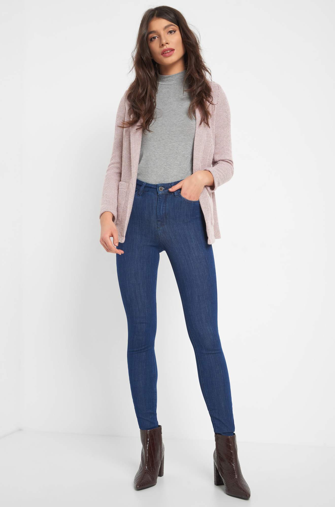 Blugi skinny până la glezne