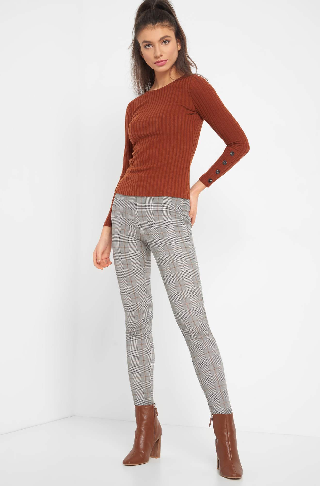 Treggings în carouri