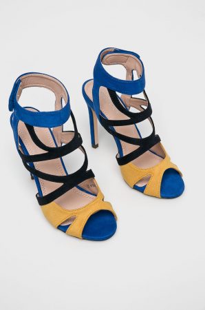 Answear - Sandale MOOU