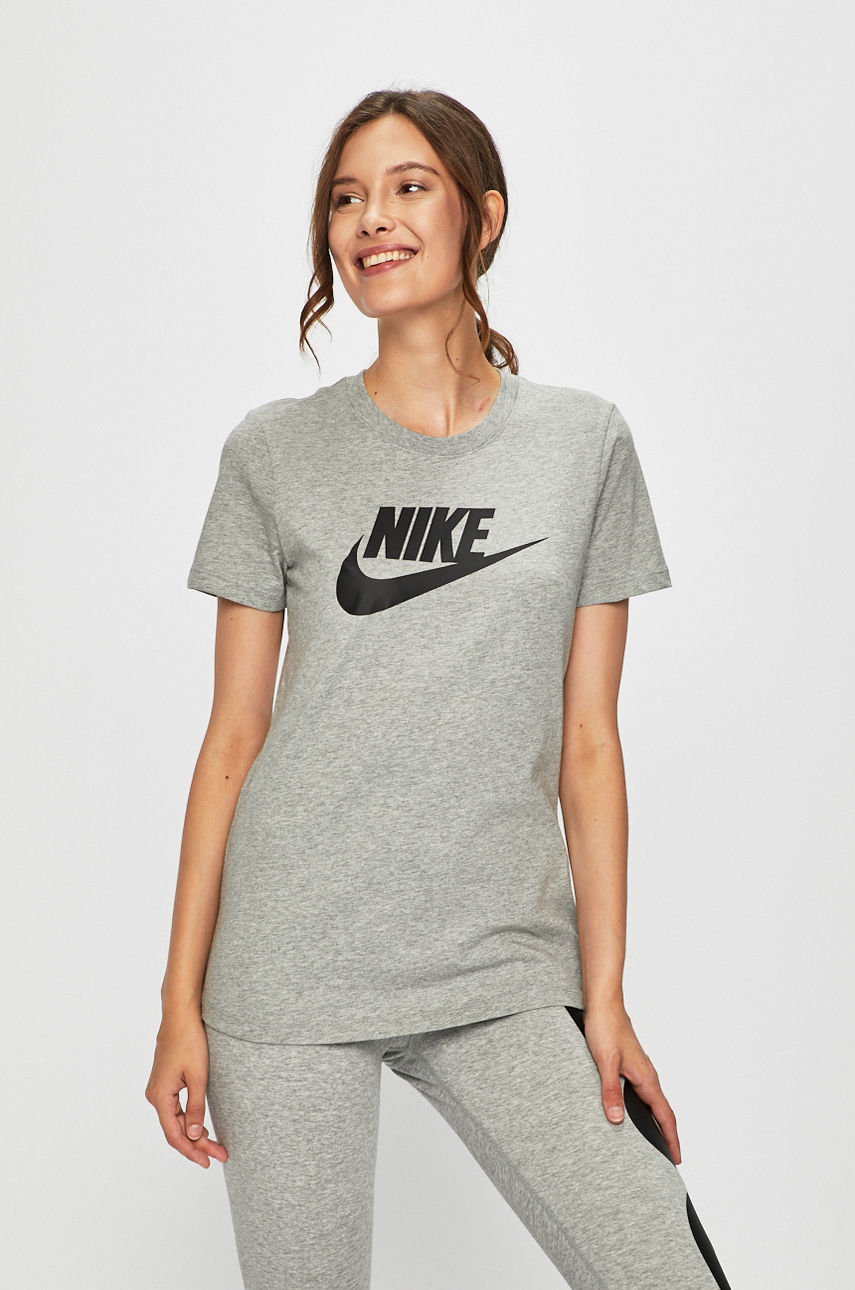 Nike Sportswear - Tricou