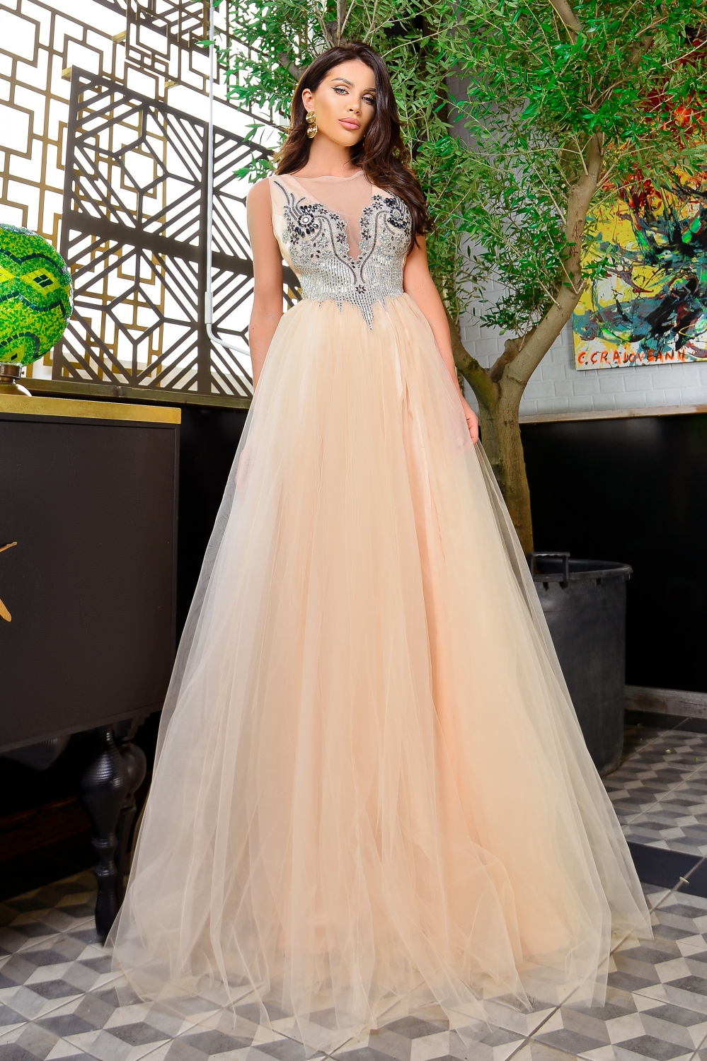 Rochie lunga cu pasmanterie aplicata manual Rn 2446