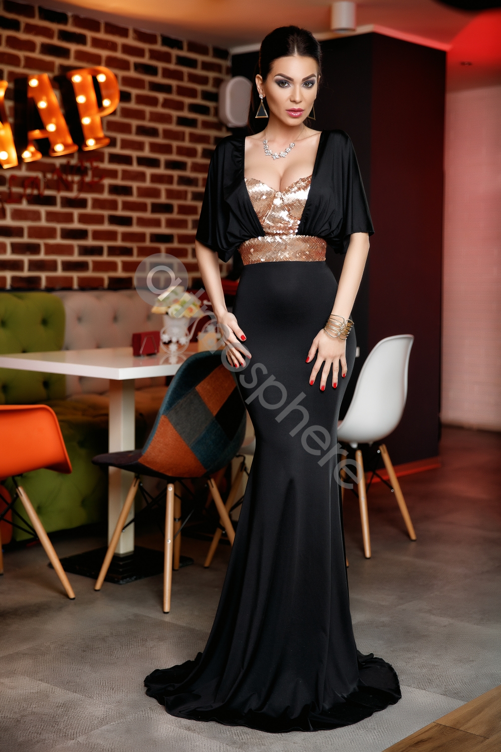 Rochie lunga lycra neagra si paiete aurii Rn 1218