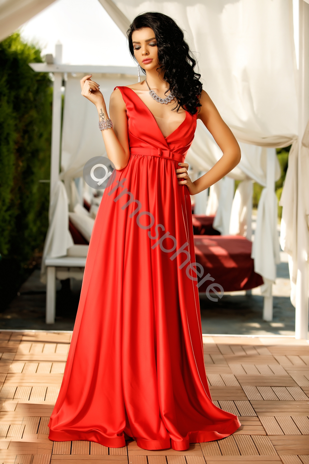 Rochie lunga rosie din saten Rn 1332