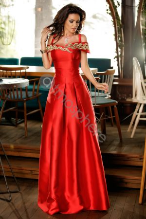 Rochie lunga tafta rosie si broderie aurie Rn 1283