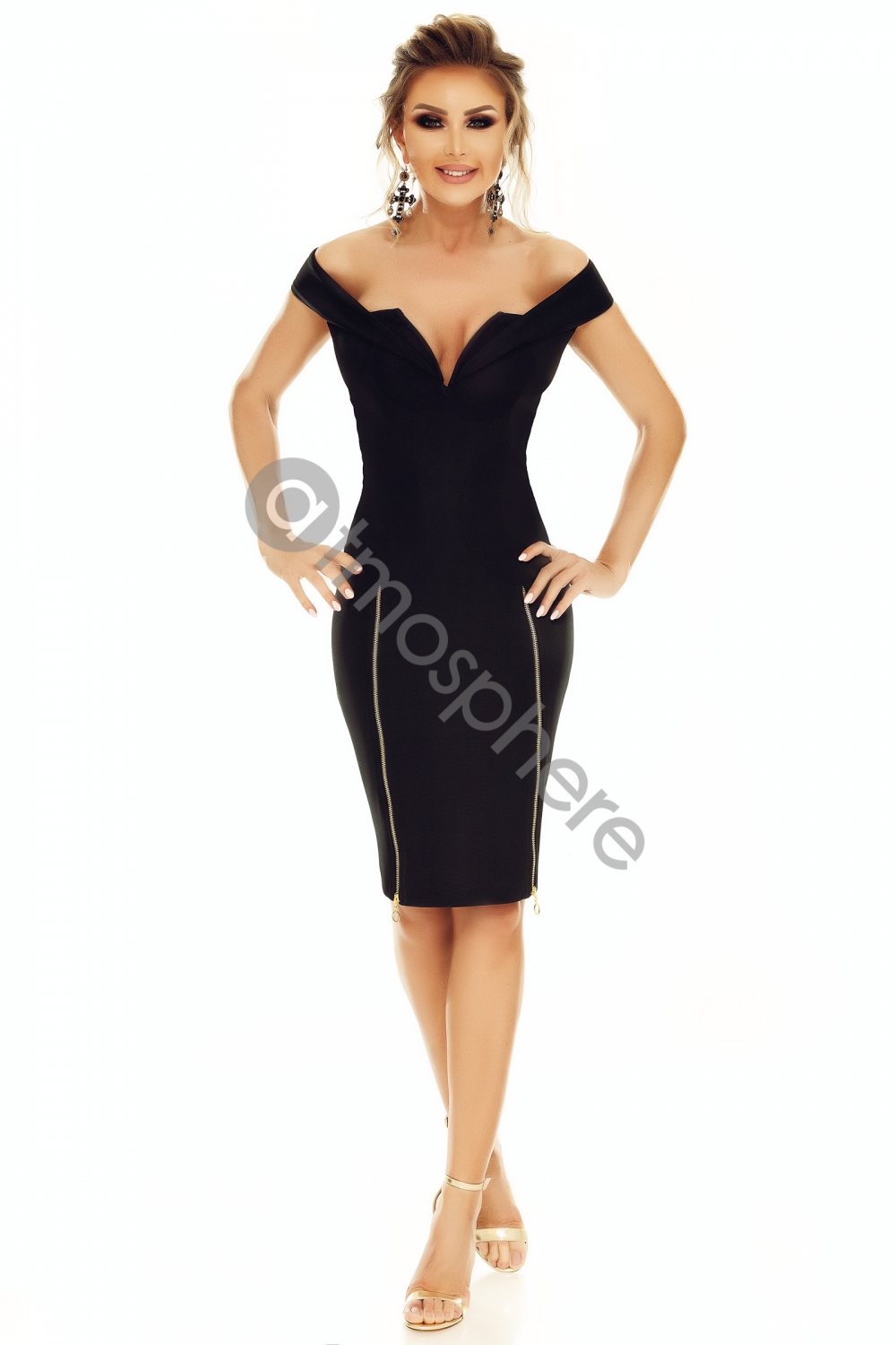 Rochie trei sferturi neagra cu fermoare Rn 1735